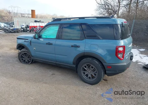 2022 Ford Bronco Sport Big Bend z USA, uszkodzony, nr VIN 3FMCR9B60NRD20611